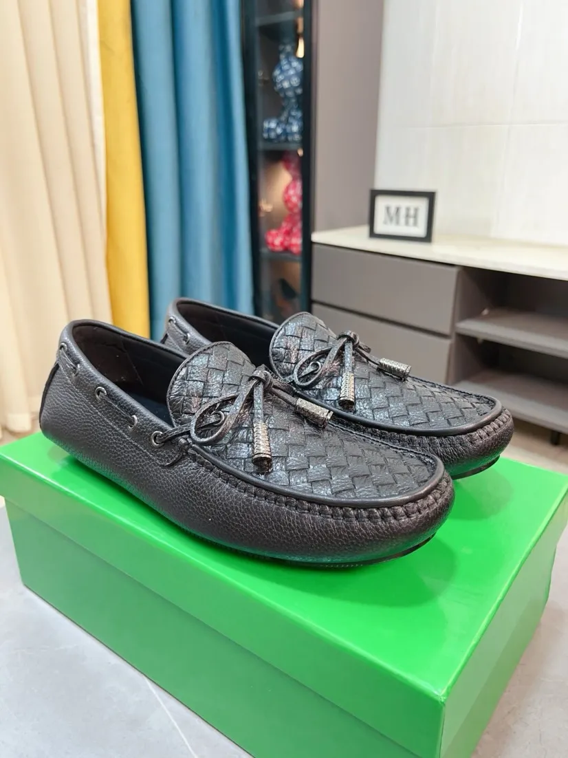 Ex-factory price 420🌹🌹【Super comfortable soft sole BV woven beanie shoes】Fashion hot style ⭐️⭐️⭐️BV Men's casual shoes 🎈High-quality cowhide upper, woven cowhide upper with metal buckle decoration, perfect fit, full of personality and fashionable charm, genuine leather lining ⚠️⚠️Flexible and lightweight outsole, fashionable and handsome, size: 38-44, 37+45 can be customized